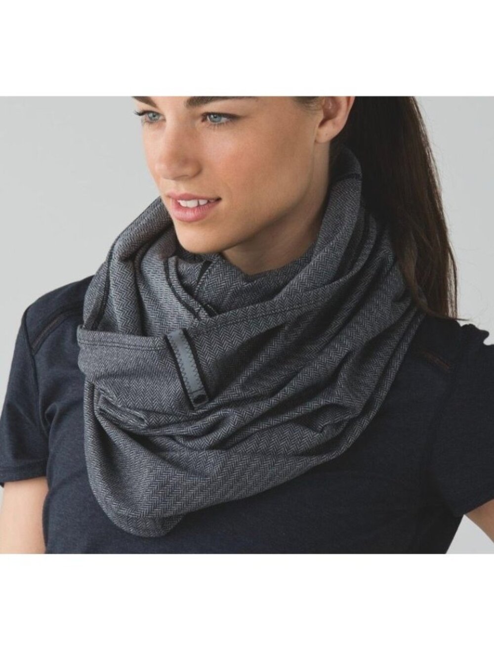 Lululemon Vinyasa Convertible Scarf Rulu OS Gray Herringbone EUC Snap Travel